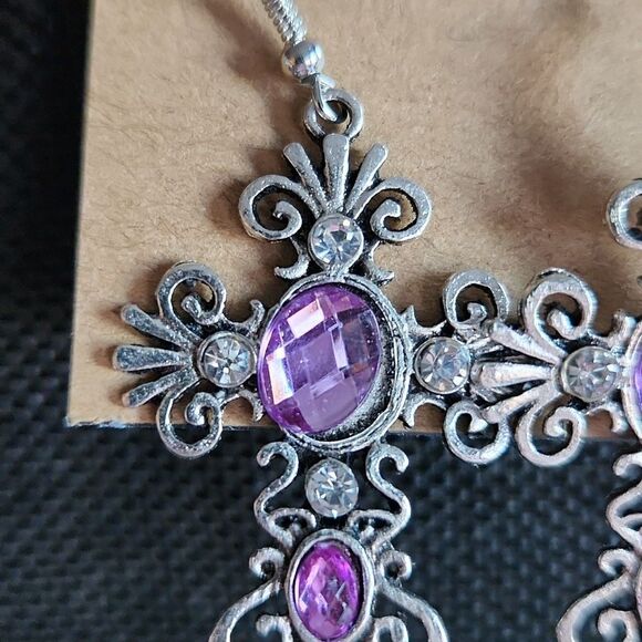 🎉Host Pick🎊 Antique Metal Cross Earrings - Picture 3 of 3